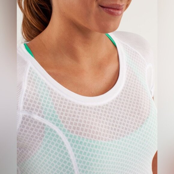 NWT LULULEMON PURI-TEE Breathable Short Sleeve Mesh Burnout White Size 10 - Picture 4 of 14